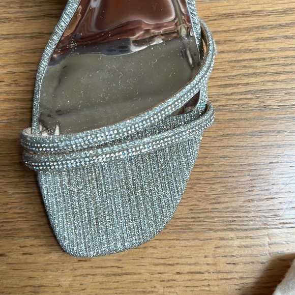 Badgley Mischka block heal sandal - Picture 11 of 12